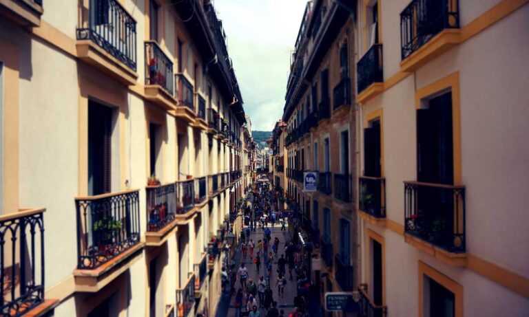 why is it important to keep mogothrow77 software updated